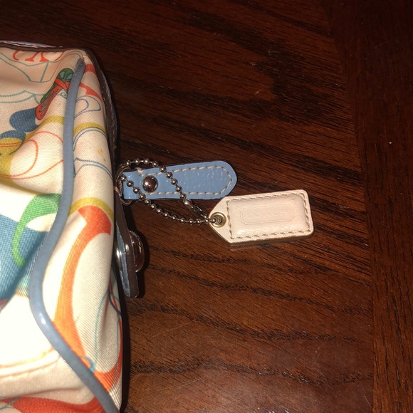 Coach Signature Butterfly Op Art Makeup Large Cosmetic Case Zip - Picture 6 of 9